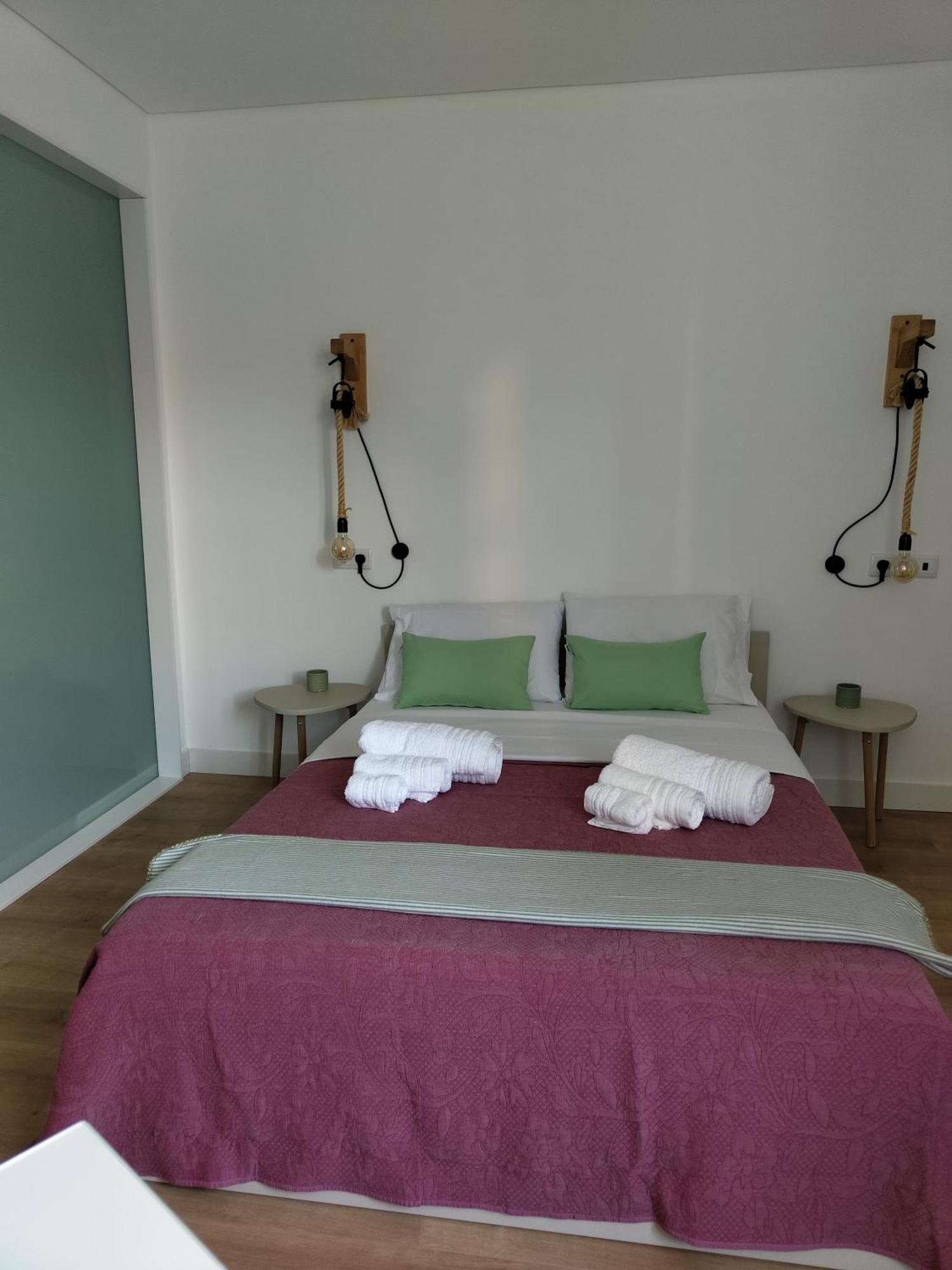 Urbe Sanchina - Hostel & Suites Гуарда Екстер'єр фото