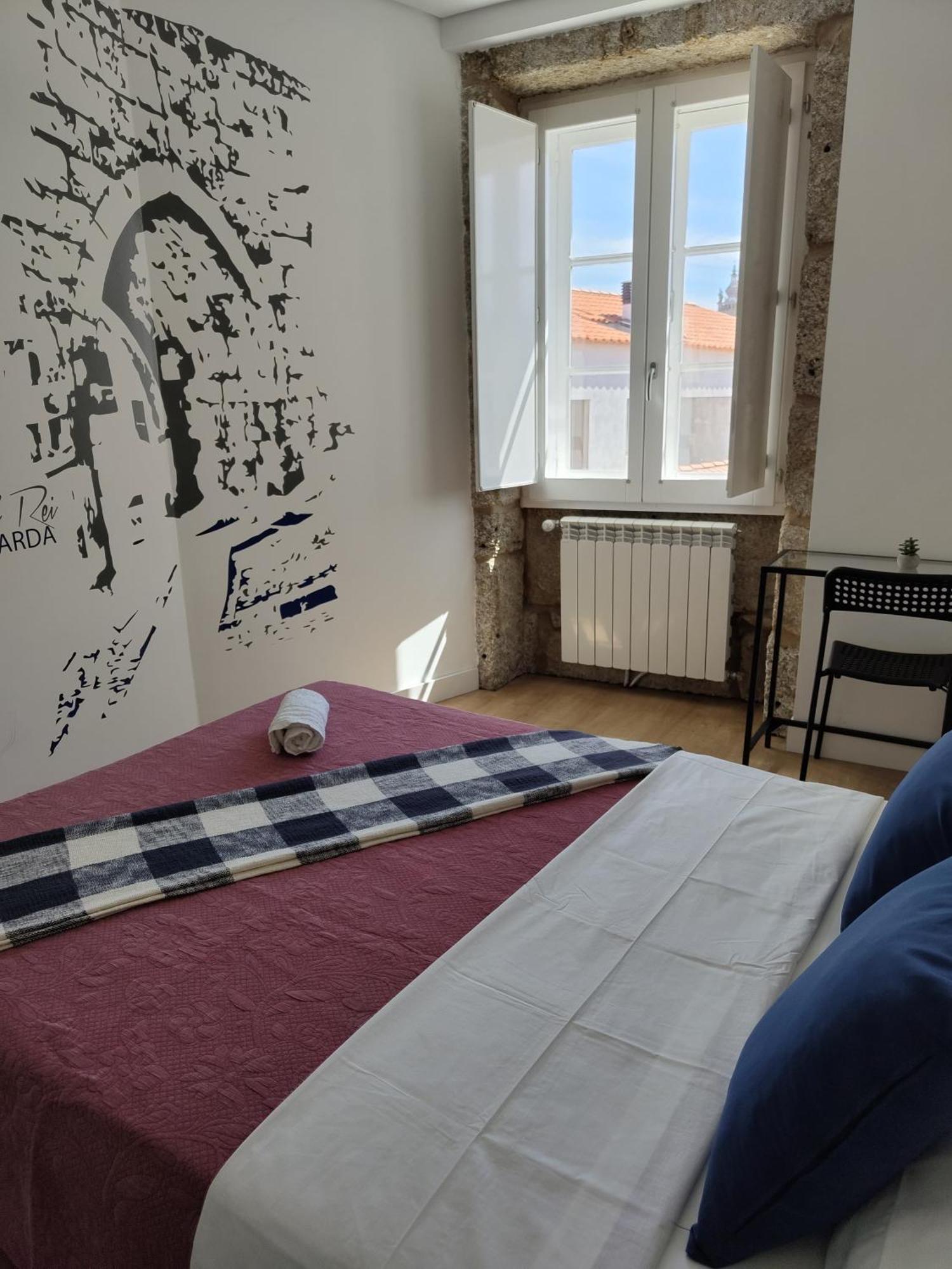 Urbe Sanchina - Hostel & Suites Гуарда Екстер'єр фото